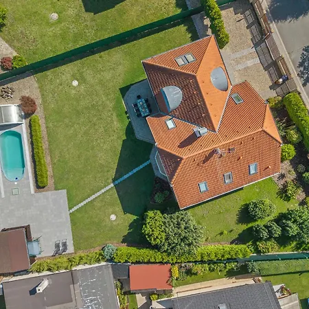Pool & Garden By Interhome Βίλα Πράγα