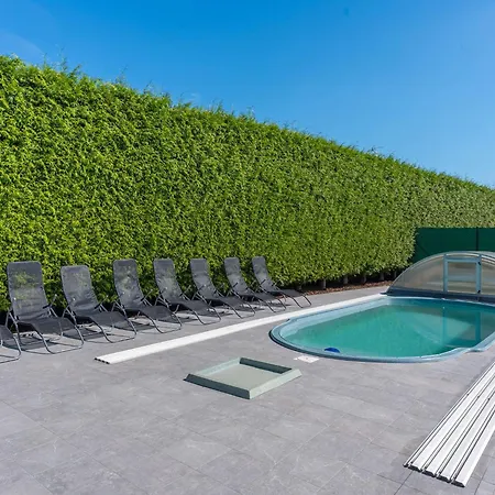 Pool & Garden By Interhome *
